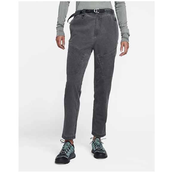 NWT. Awesome Nike ACG pants! - Picture 1 of 8